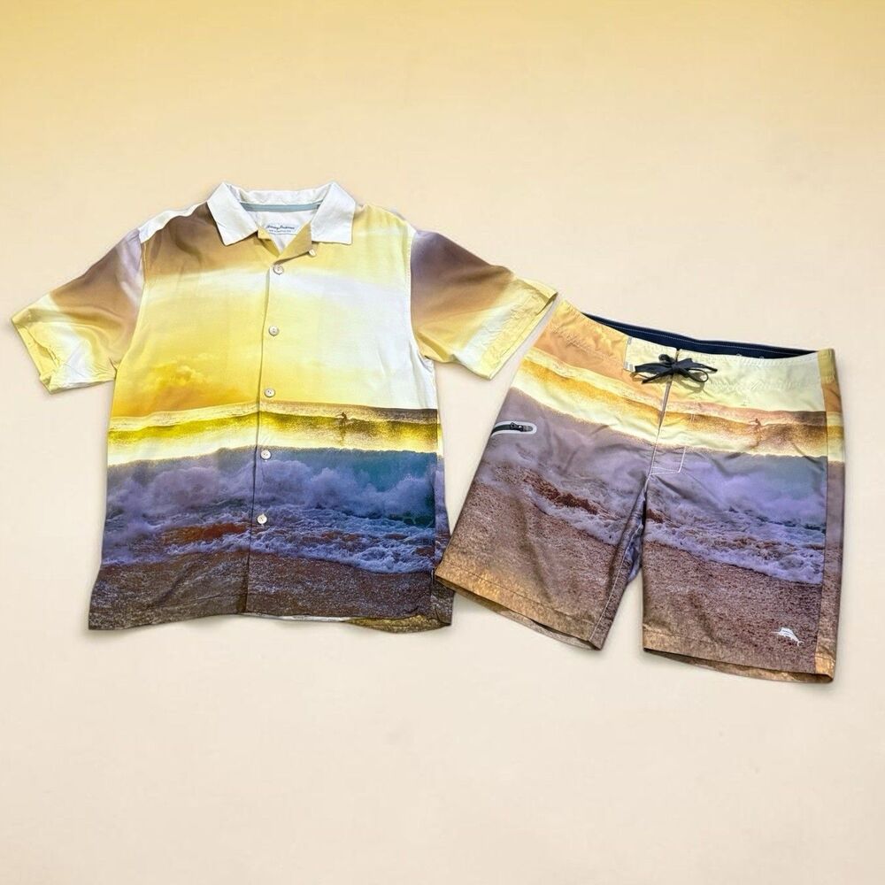 Tommy Bahama Artist Series Veracruz Cay S/P Camp Shirt And Matching Shorts (32)